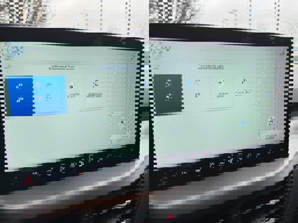 New 2025 Ford Escape SE image 29