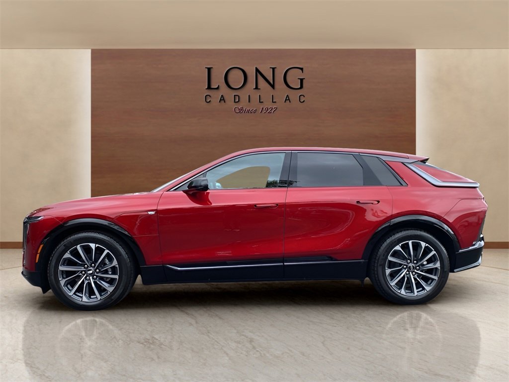 Certified 2024 Cadillac Lyriq Sport image 2