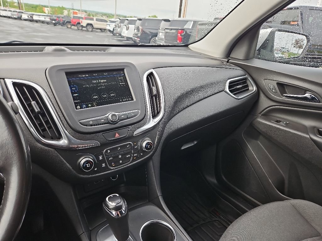 Used 2019 Chevrolet Equinox LT FWD image 28