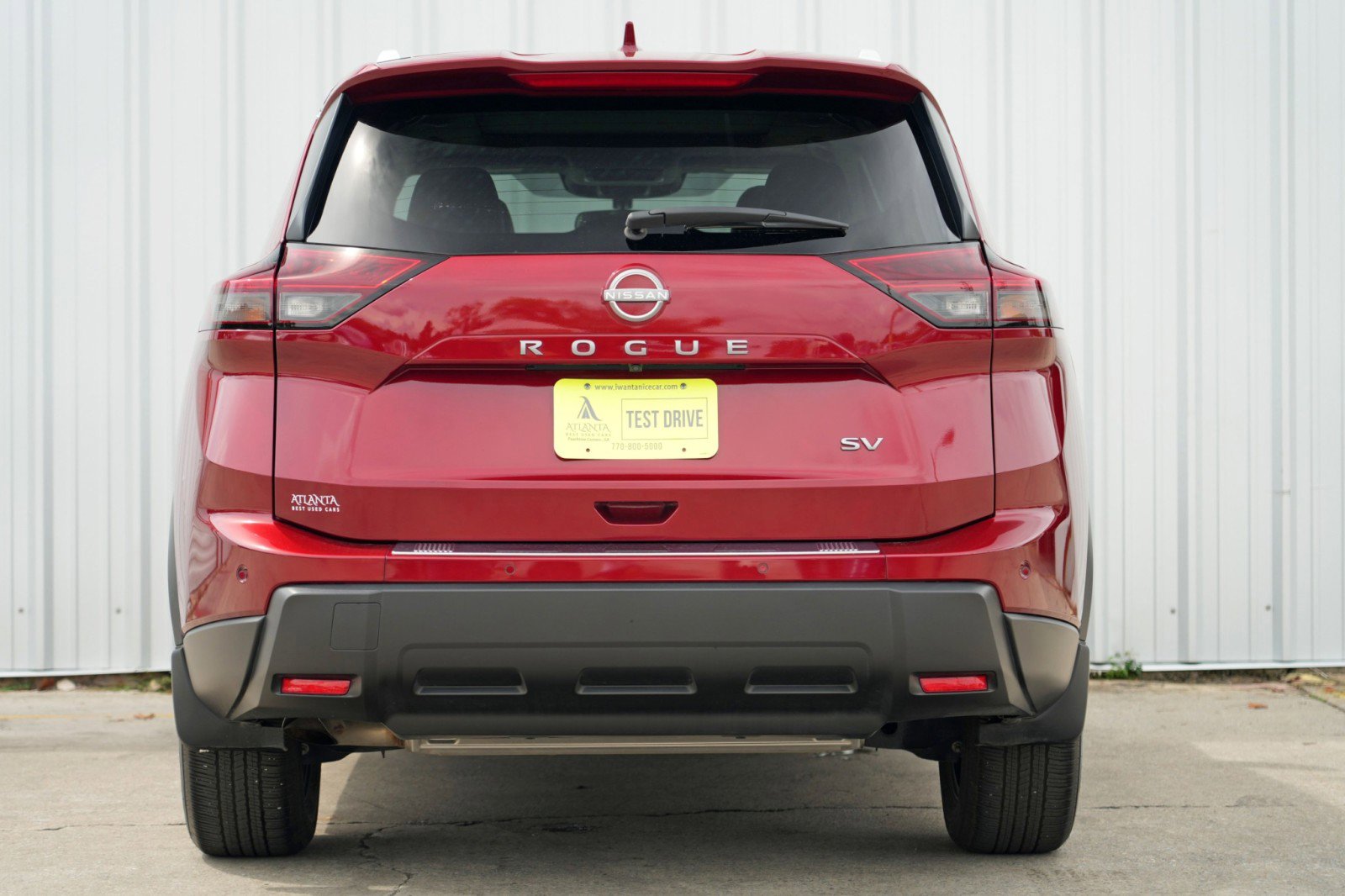 Used 2024 Nissan Rogue SV w/ SV Premium Package image 9