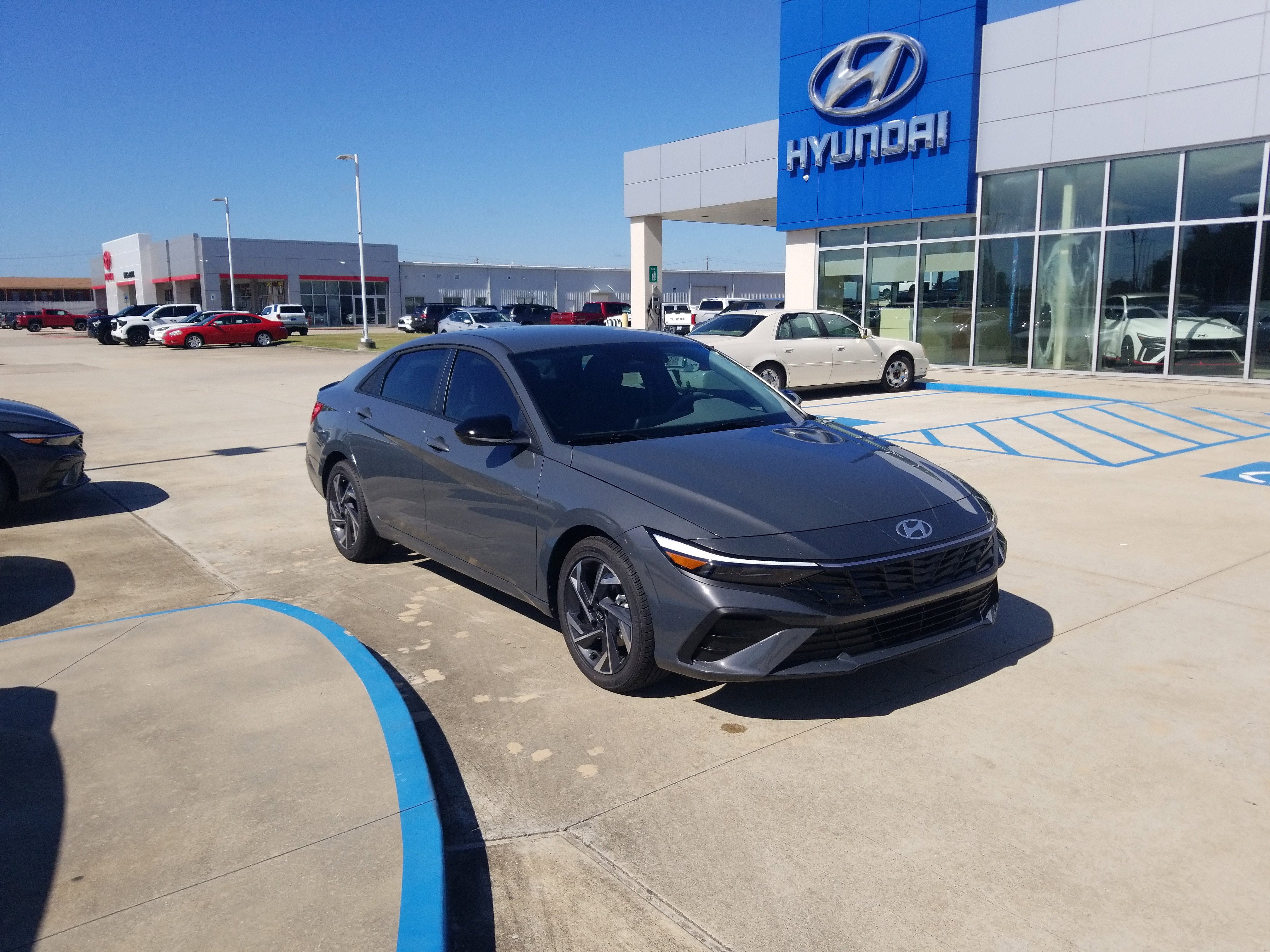 Used 2025 Hyundai Elantra Sport