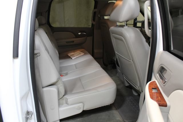 Used 2013 GMC Sierra 2500 SLT w/ SLT Convenience Package AWD/4WD image 14
