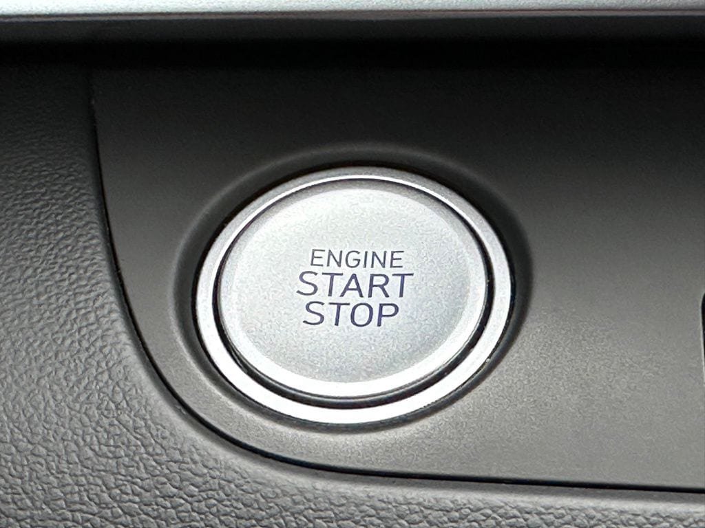 Certified 2024 Hyundai Elantra SEL w/ Convenience Package FWD image 18