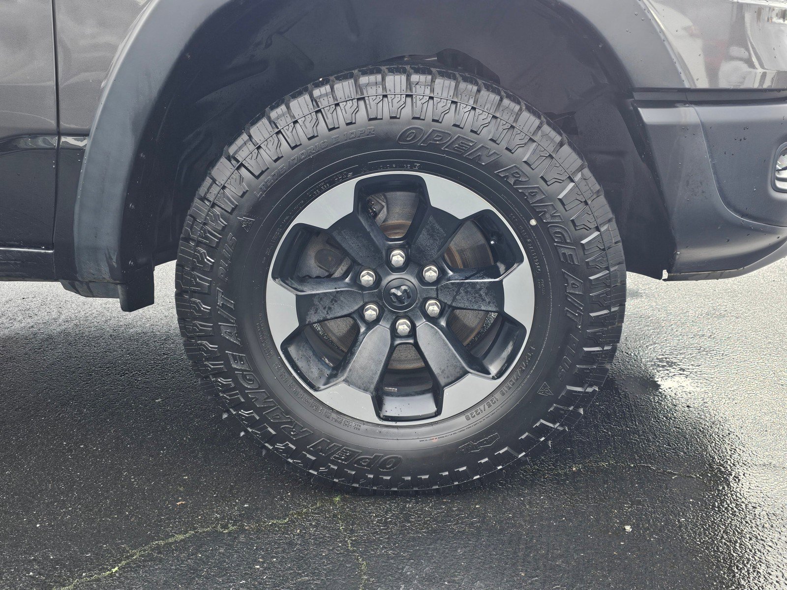 Used 2019 RAM 1500 Rebel image 9