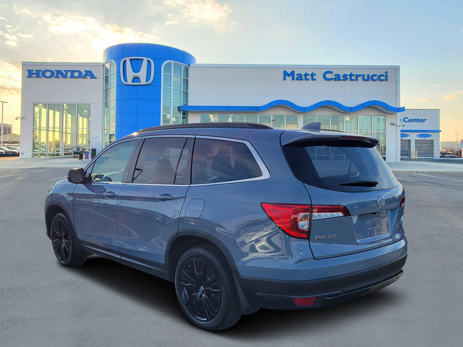 Used 2022 Honda Pilot Special Edition image 3