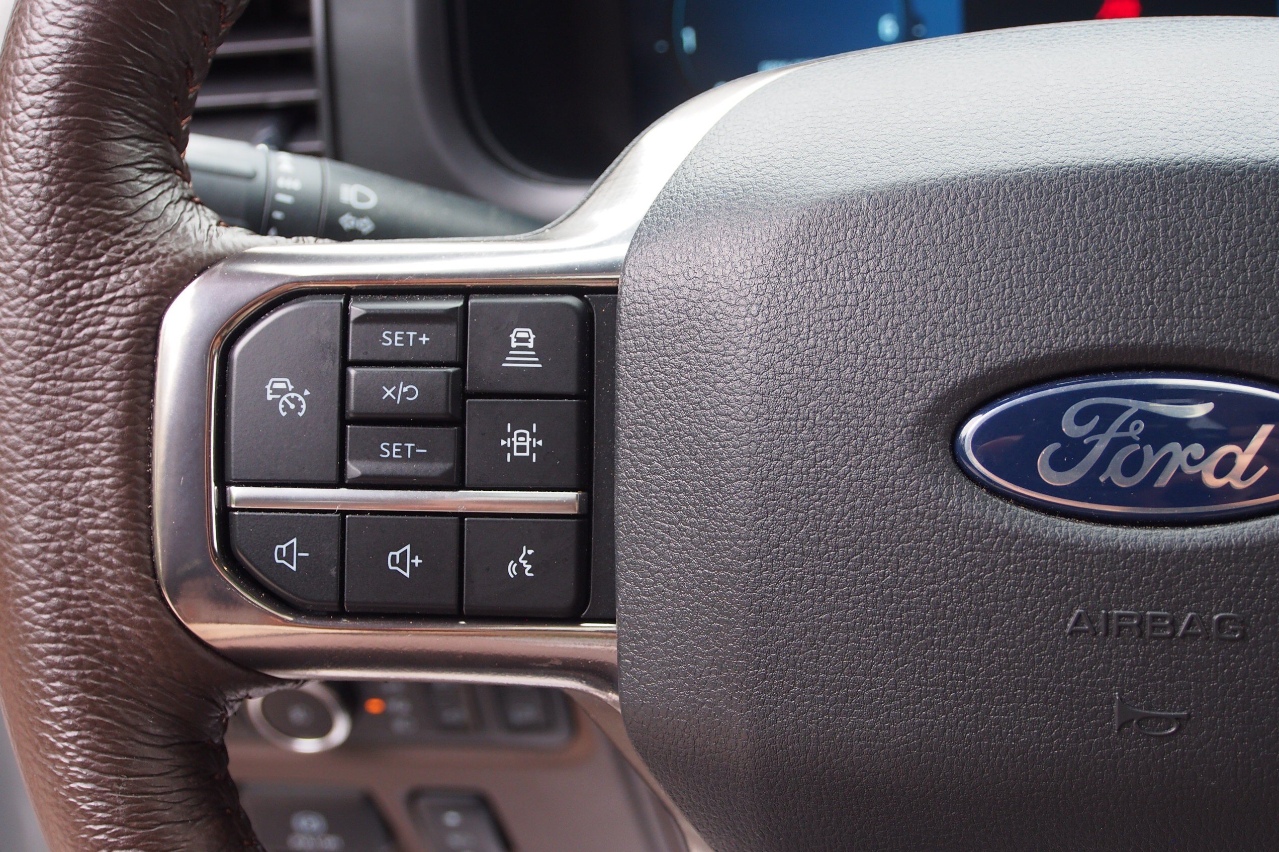 Certified 2025 Ford F150 King Ranch AWD/4WD image 22