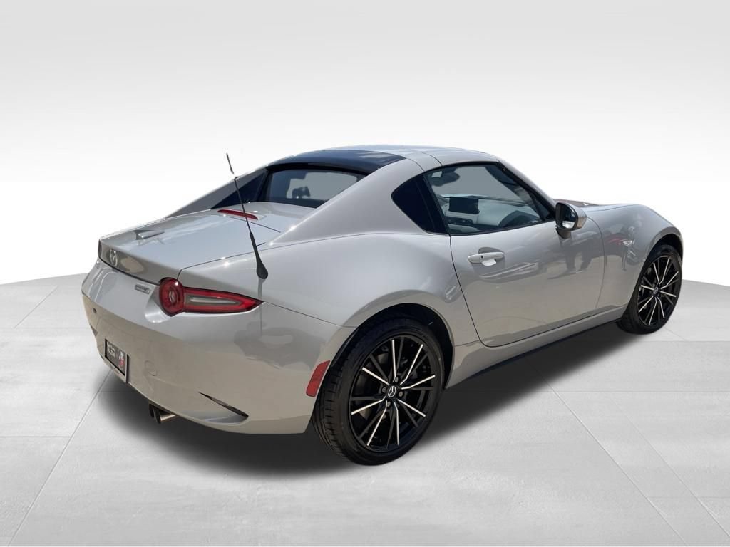 Used 2026 MAZDA MX-5 Miata RF Grand Touring RWD image 5