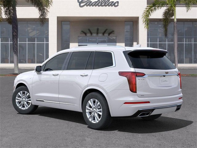 New 2025 Cadillac XT6 Luxury image 3