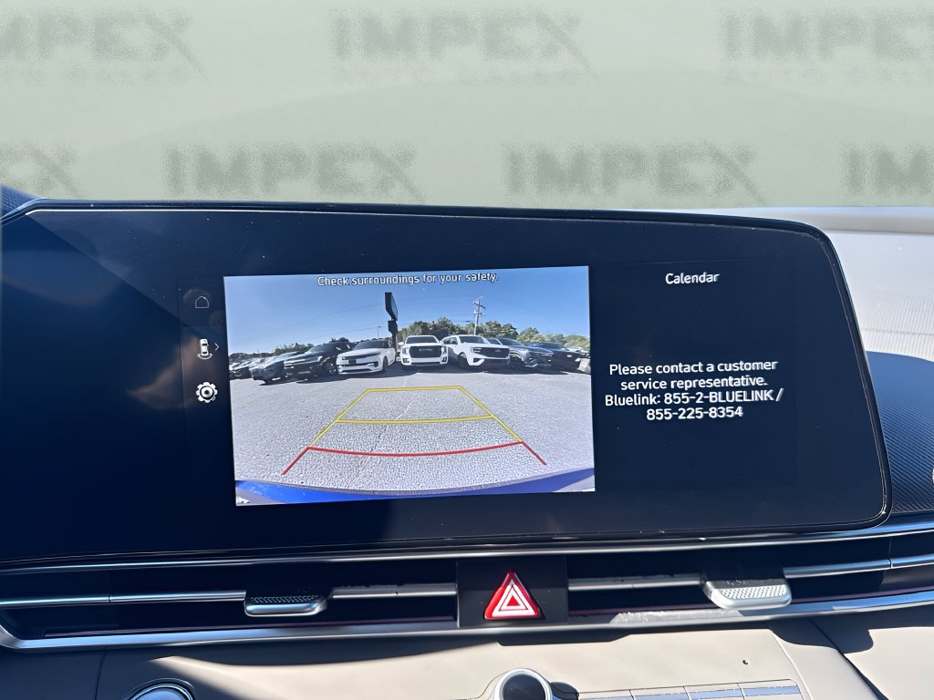 Used 2025 Hyundai Elantra SEL FWD image 19