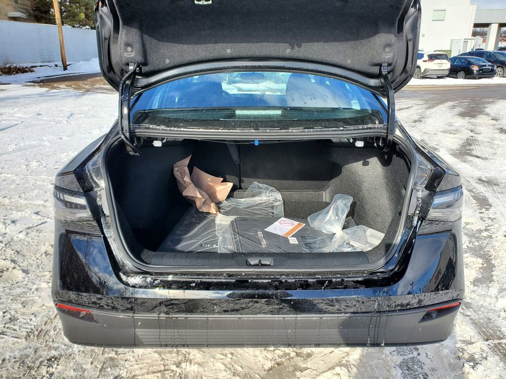 New 2026 Nissan Sentra SV image 8