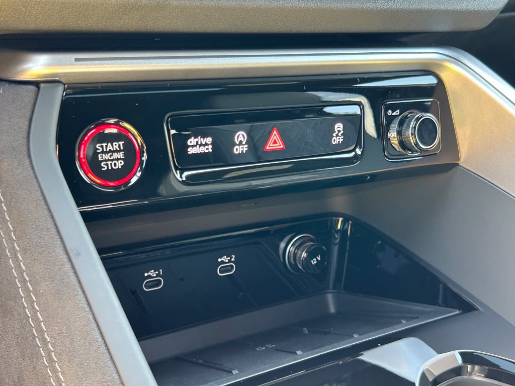 New 2026 Audi SQ5 Premium Plus AWD/4WD image 33