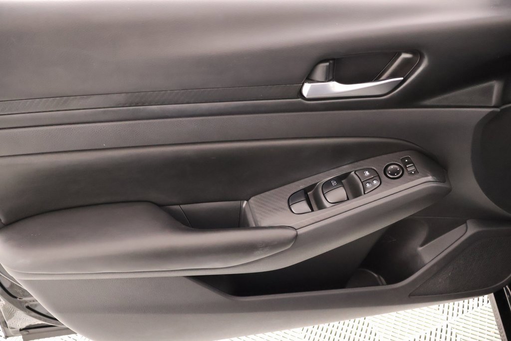 Used 2022 Nissan Altima 2.5 S image 14