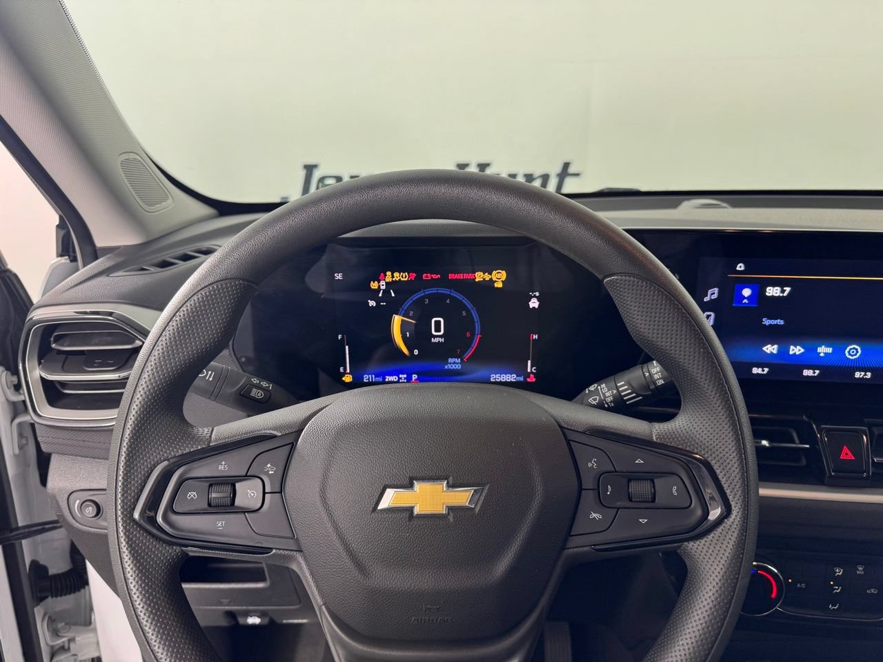 Used 2025 Chevrolet TrailBlazer LT AWD/4WD image 25