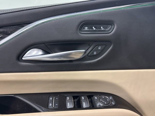 Certified 2021 Cadillac Escalade ESV Premium Luxury w/ Driver Assist Tech Package AWD/4WD image 9