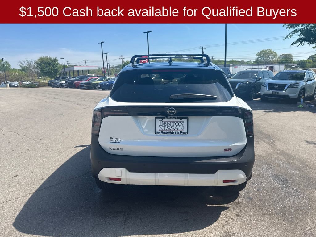 New 2026 Nissan Kicks SR w/ Cold Weather Package image 8