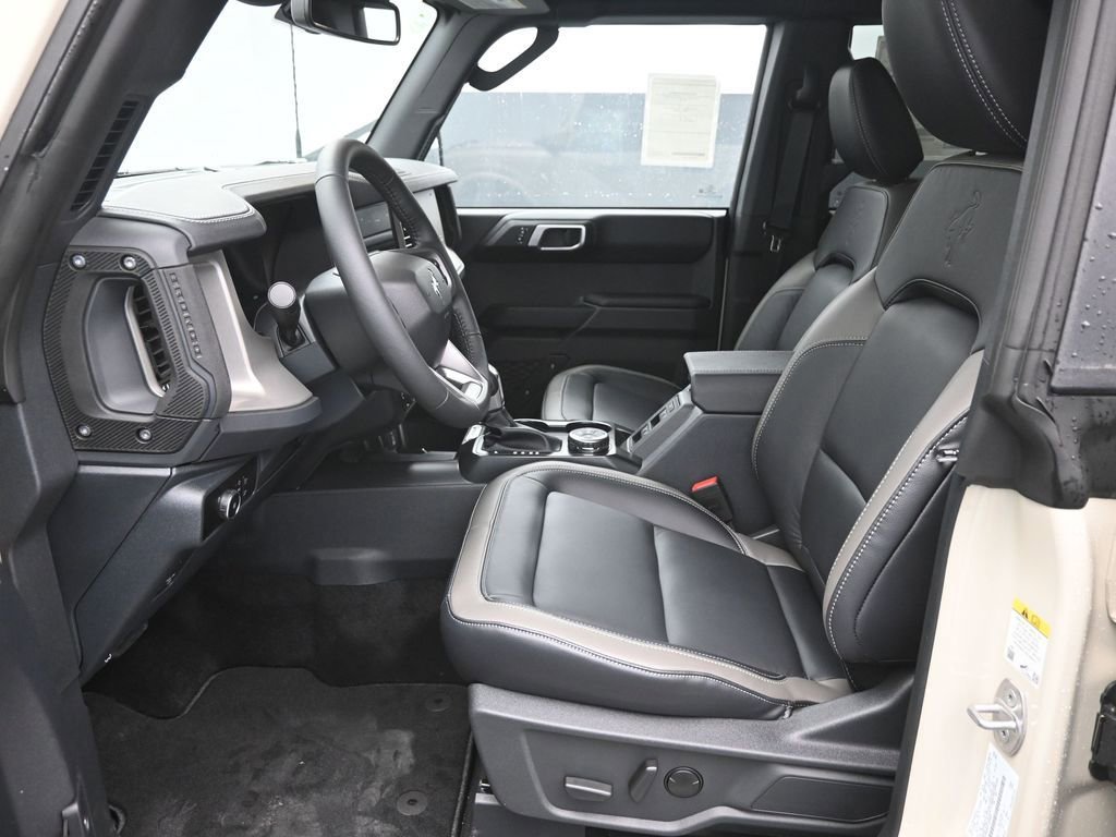 New 2026 Ford Bronco Outer Banks image 19