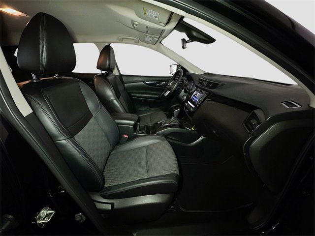 Used 2022 Nissan Rogue Sport SV w/ Technology Package image 22