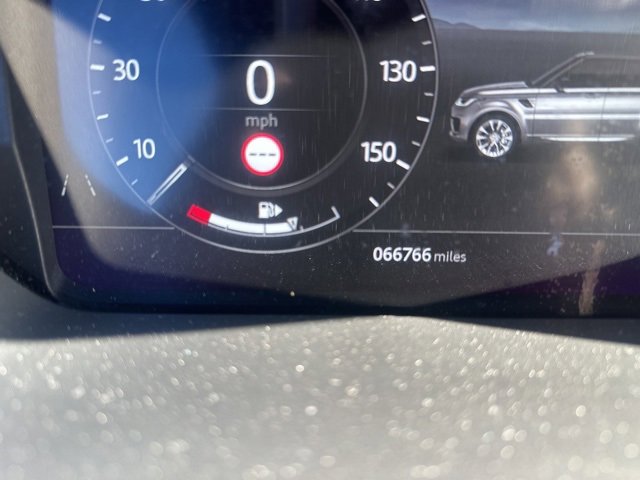 Used 2019 Land Rover Range Rover Sport HST image 14