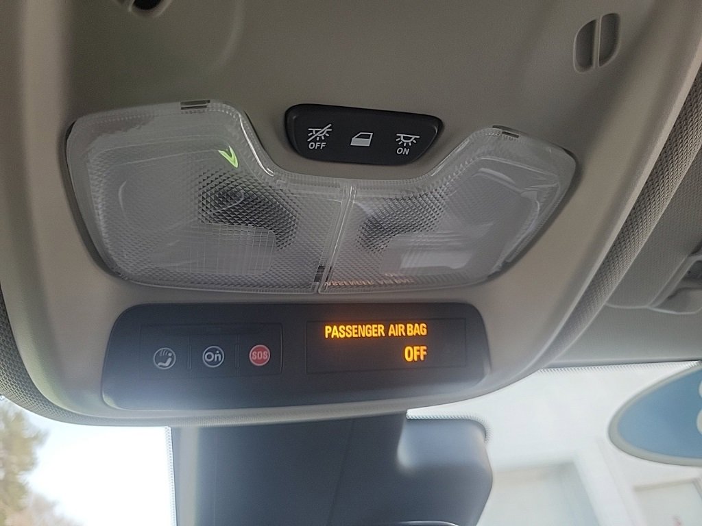 Used 2023 Buick Encore GX Select image 20