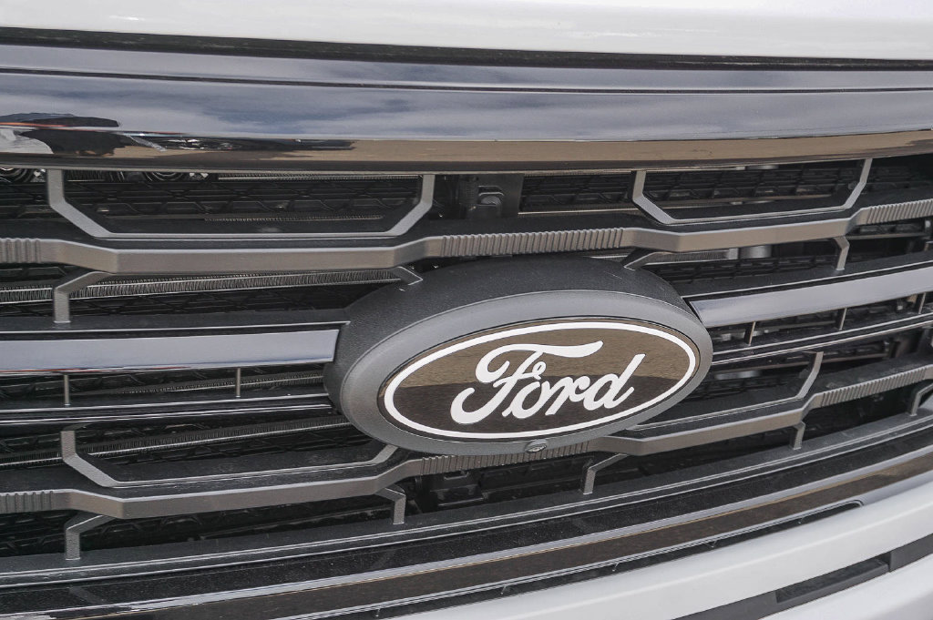 New 2026 Ford F150 XLT w/ Equipment Group 302A MID AWD/4WD image 11