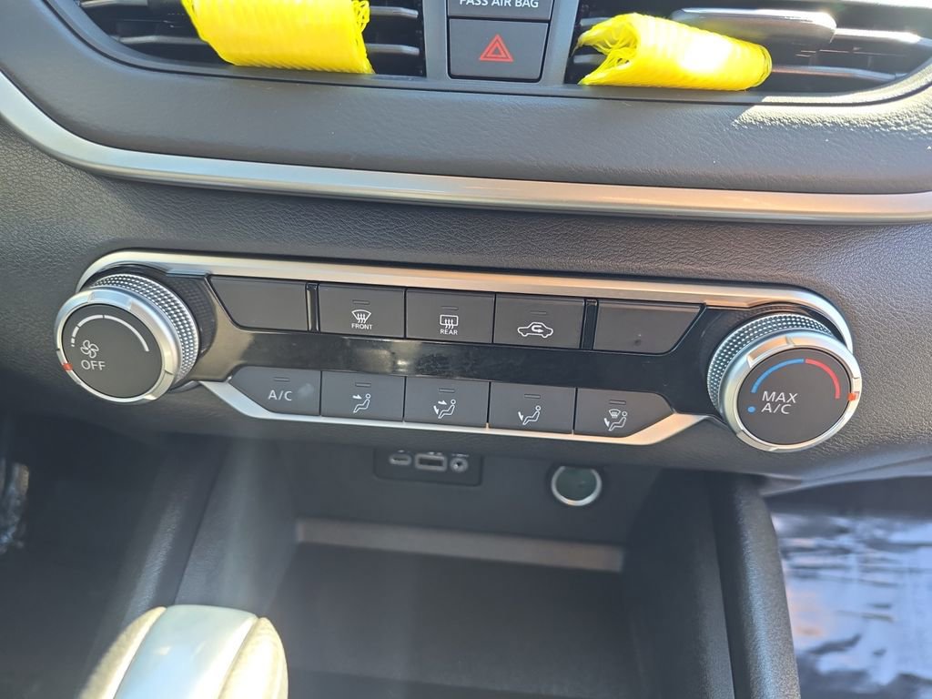 Used 2025 Nissan Altima 2.5 S image 25