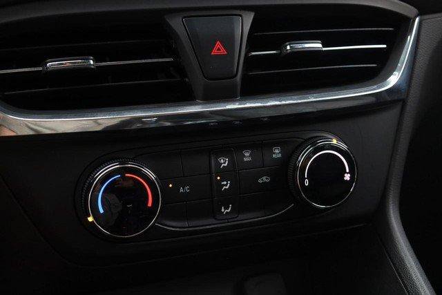 Used 2025 Buick Encore GX Preferred FWD image 13