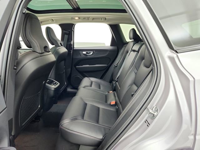 New 2026 Volvo XC60 B5 Ultra w/ Climate Package image 24