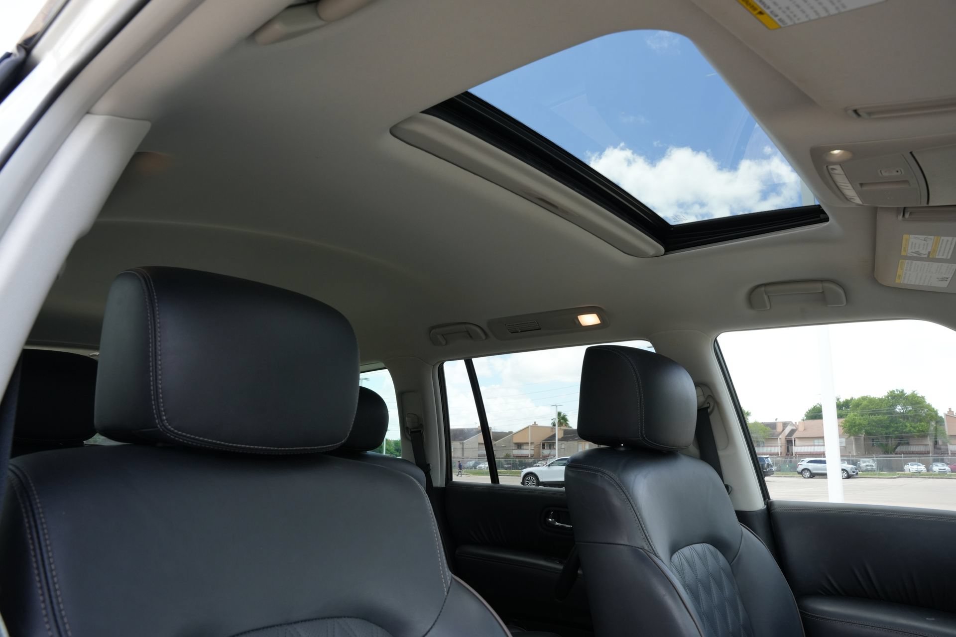 Used 2023 Nissan Armada Platinum w/ Captain's Chairs Package RWD image 25