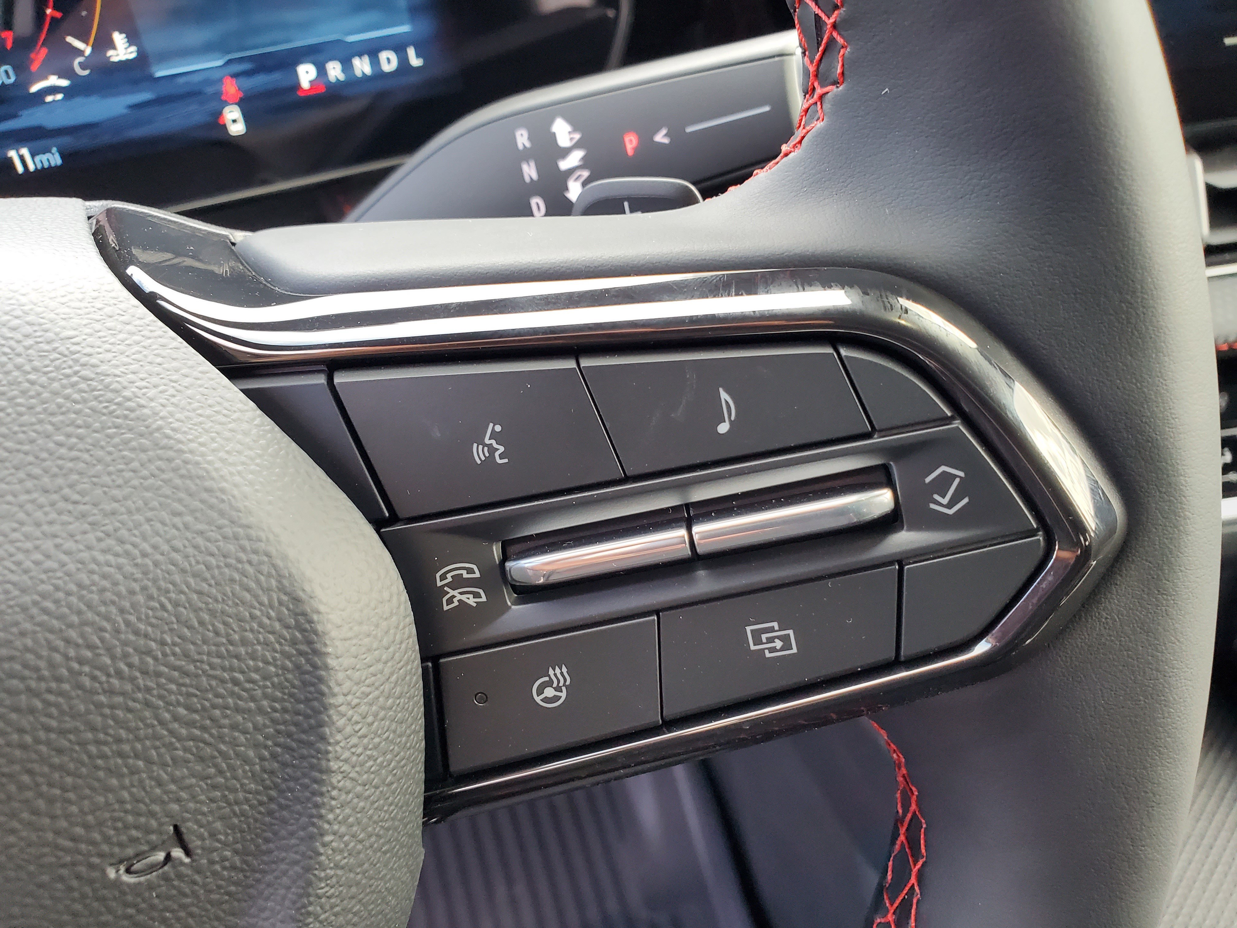 New 2026 Chevrolet Equinox RS w/ LPO, Floor Liner Package FWD image 12