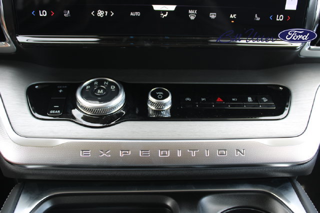 New 2027 Ford Expedition Max Platinum w/ Driver's Package AWD/4WD image 15