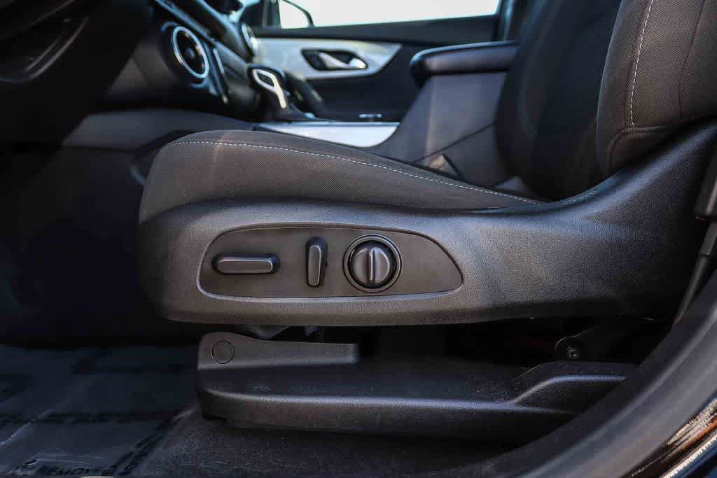 Used 2020 Chevrolet Blazer LT FWD image 20
