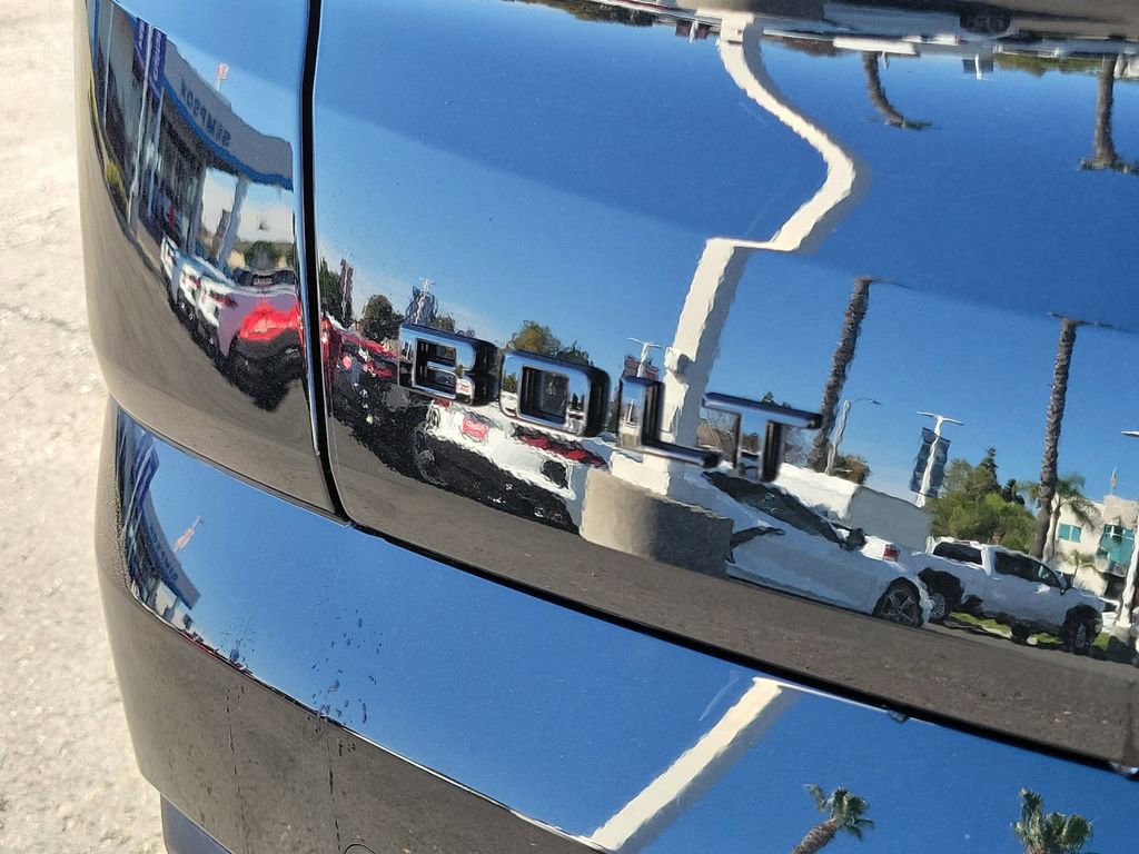 New 2027 Chevrolet Bolt LT w/ Comfort Package image 18