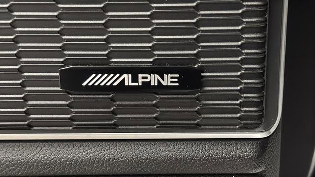 Used 2022 Jeep Grand Cherokee L Limited image 18