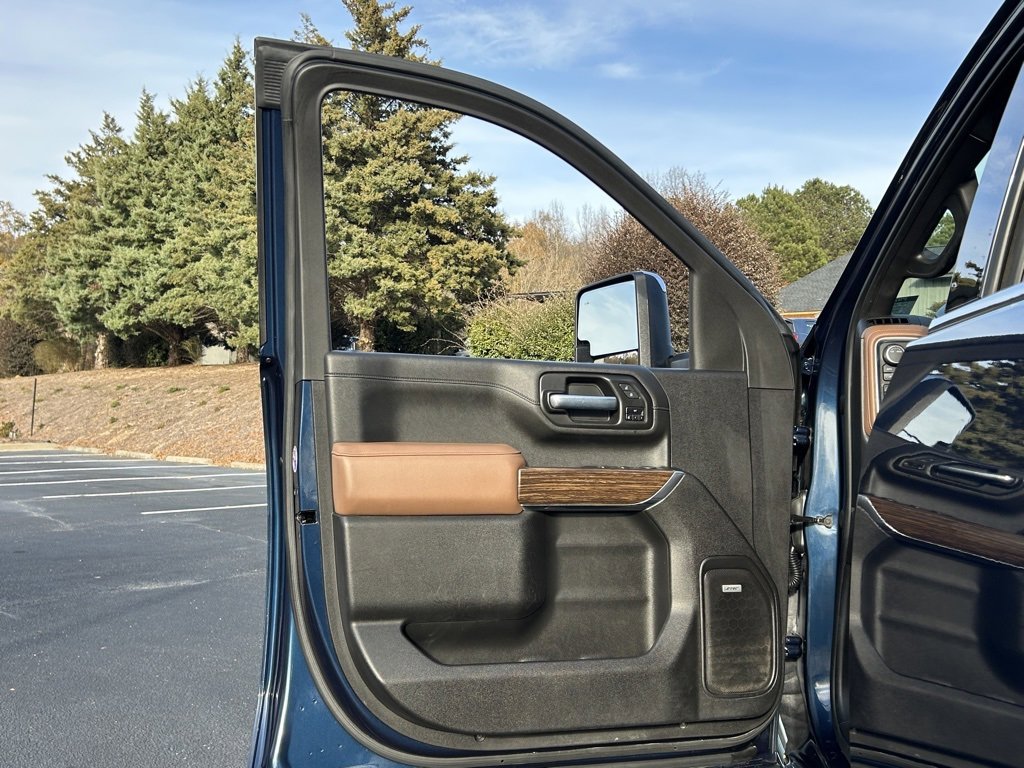 Certified 2022 Chevrolet Silverado 2500 High Country w/ Z71 Off-Road Package image 58