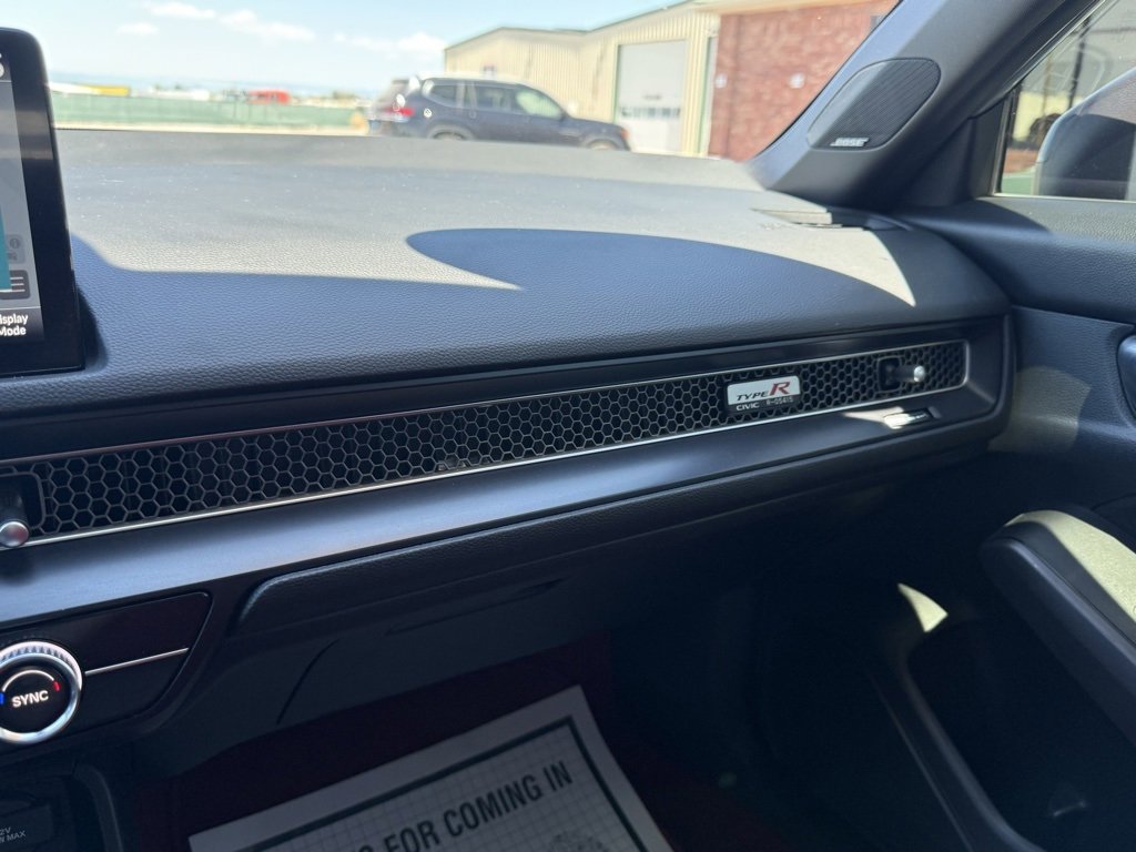 Used 2023 Honda Civic Type R image 14