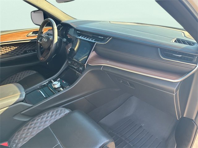 Used 2022 Jeep Grand Cherokee L Summit w/ Advanced Protech Group IV image 13