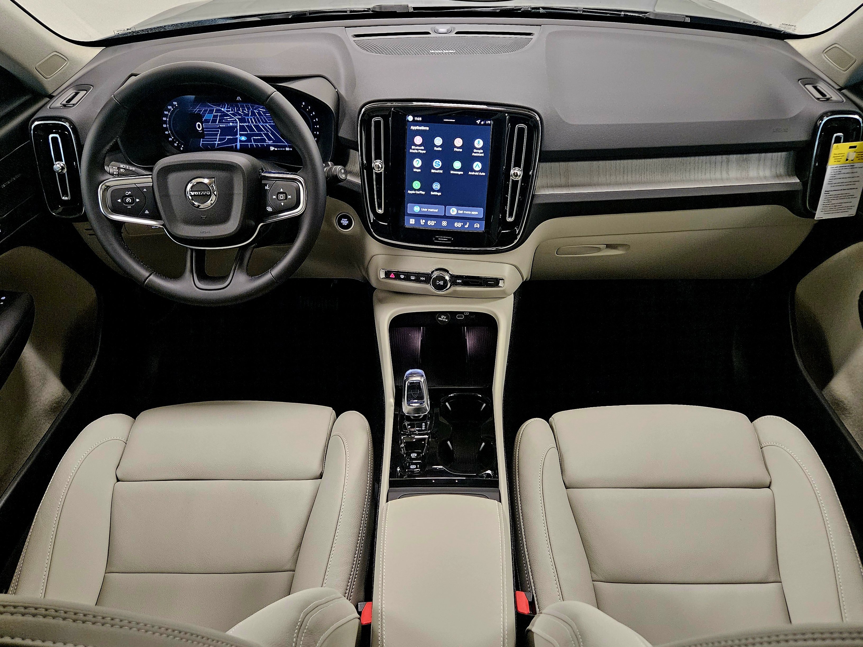 New 2026 Volvo XC40 B5 Ultra w/ Climate Package AWD/4WD image 15