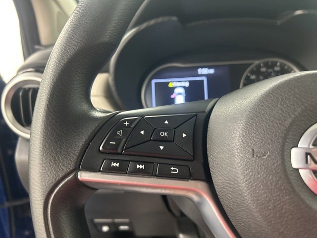 Used 2021 Nissan Versa SV image 11