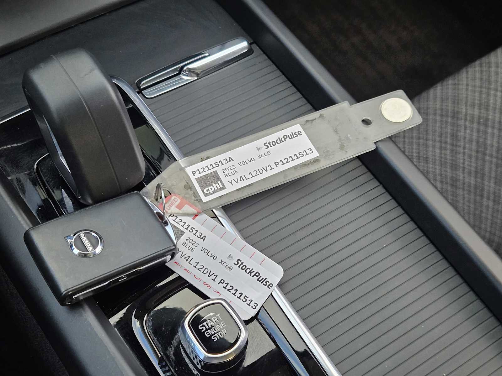 Used 2023 Volvo XC60 B5 Core w/ Climate Package image 33