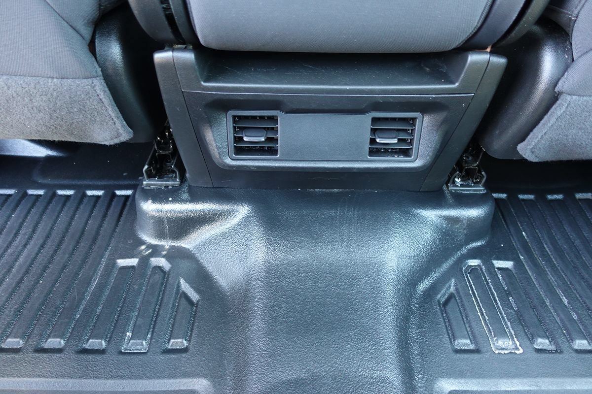 Used 2025 Chevrolet Silverado 2500 W/T AWD/4WD image 36