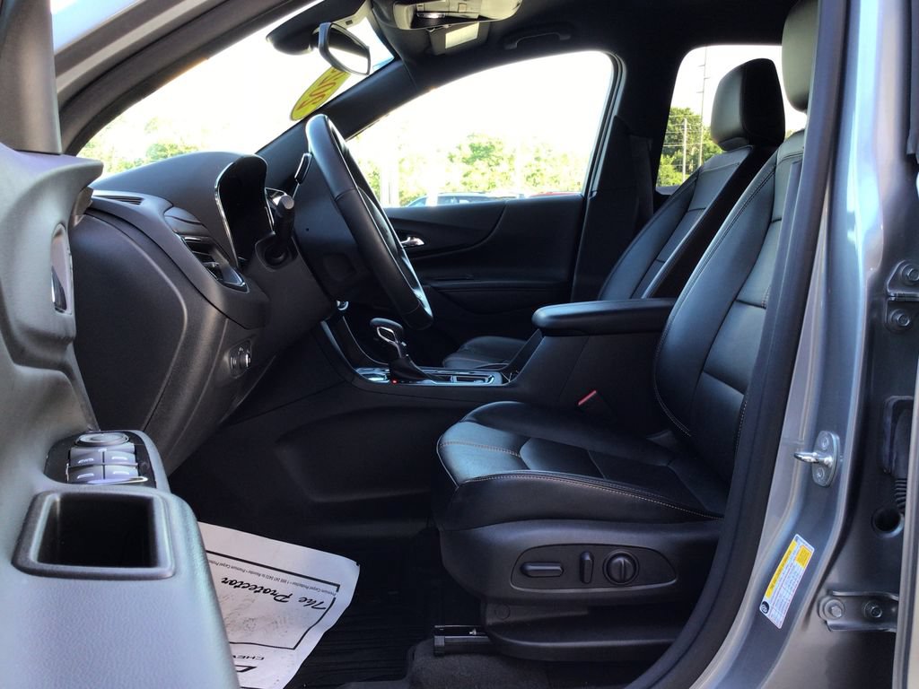 Used 2023 Chevrolet Equinox Premier w/ Redline Edition FWD image 24
