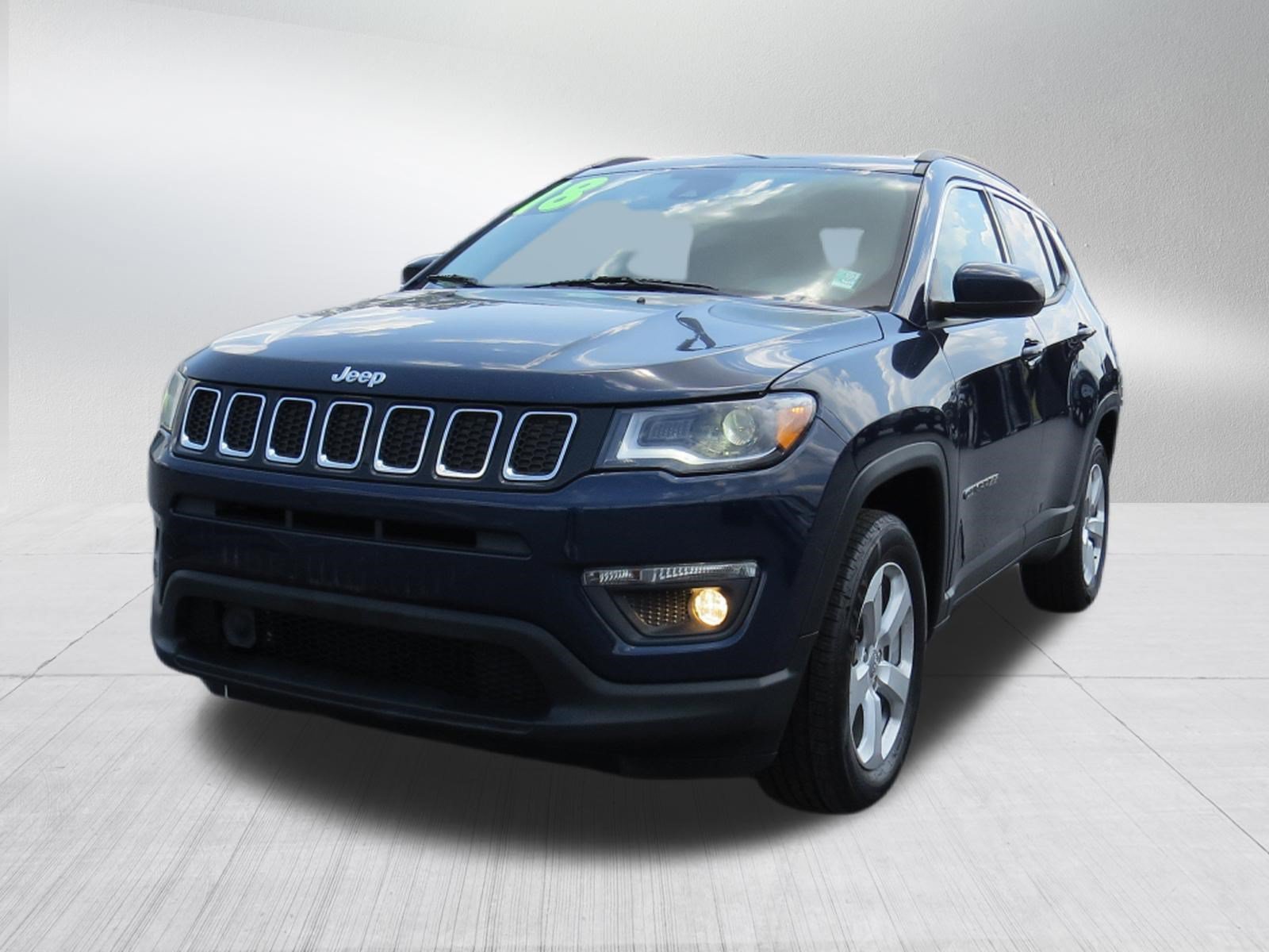 Used 2018 Jeep Compass Latitude w/ Popular Equipment Group AWD/4WD image 7