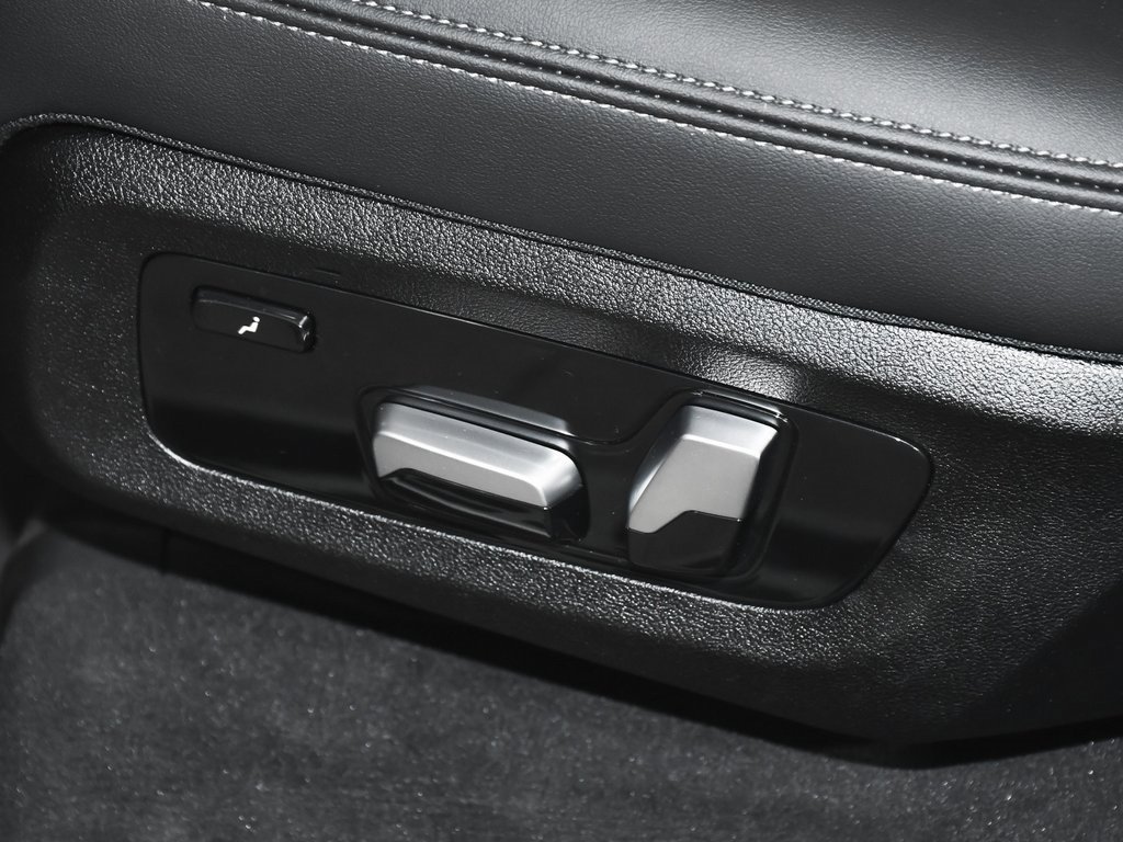 Used 2026 BMW X7 xDrive40i image 63