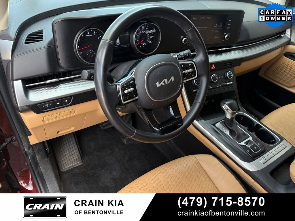 Used 2022 Kia Carnival LX image 10