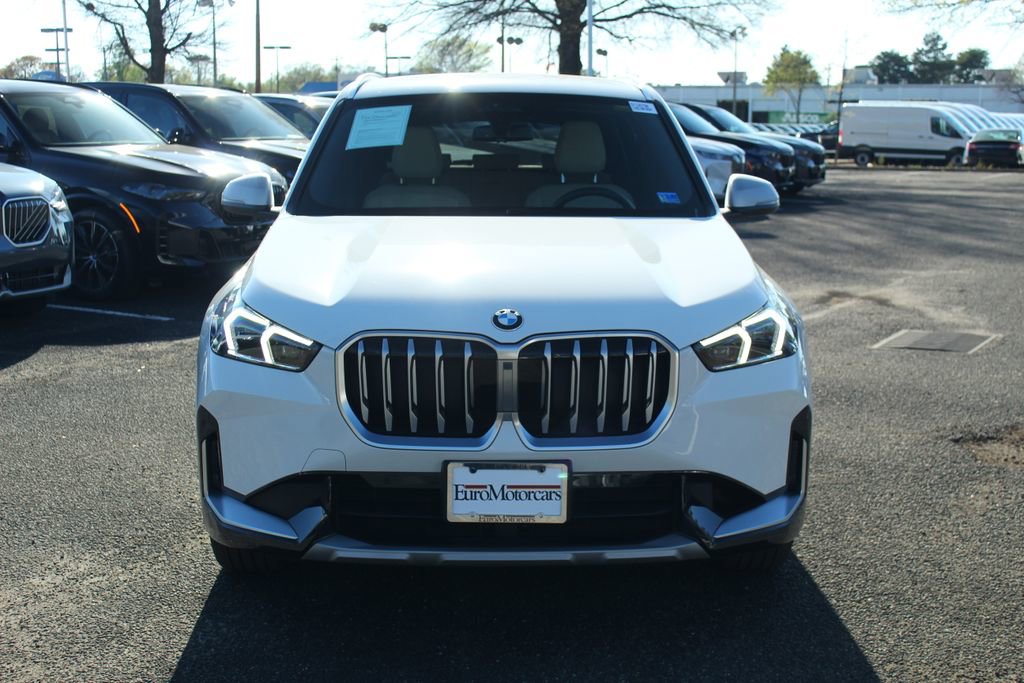 Certified 2023 BMW X1 xDrive28i w/ Convenience Package image 2