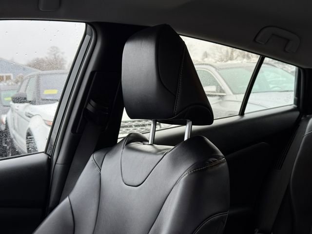 Used 2021 Toyota Prius Prime XLE w/ Carpet Mat Package (TMS) FWD image 25
