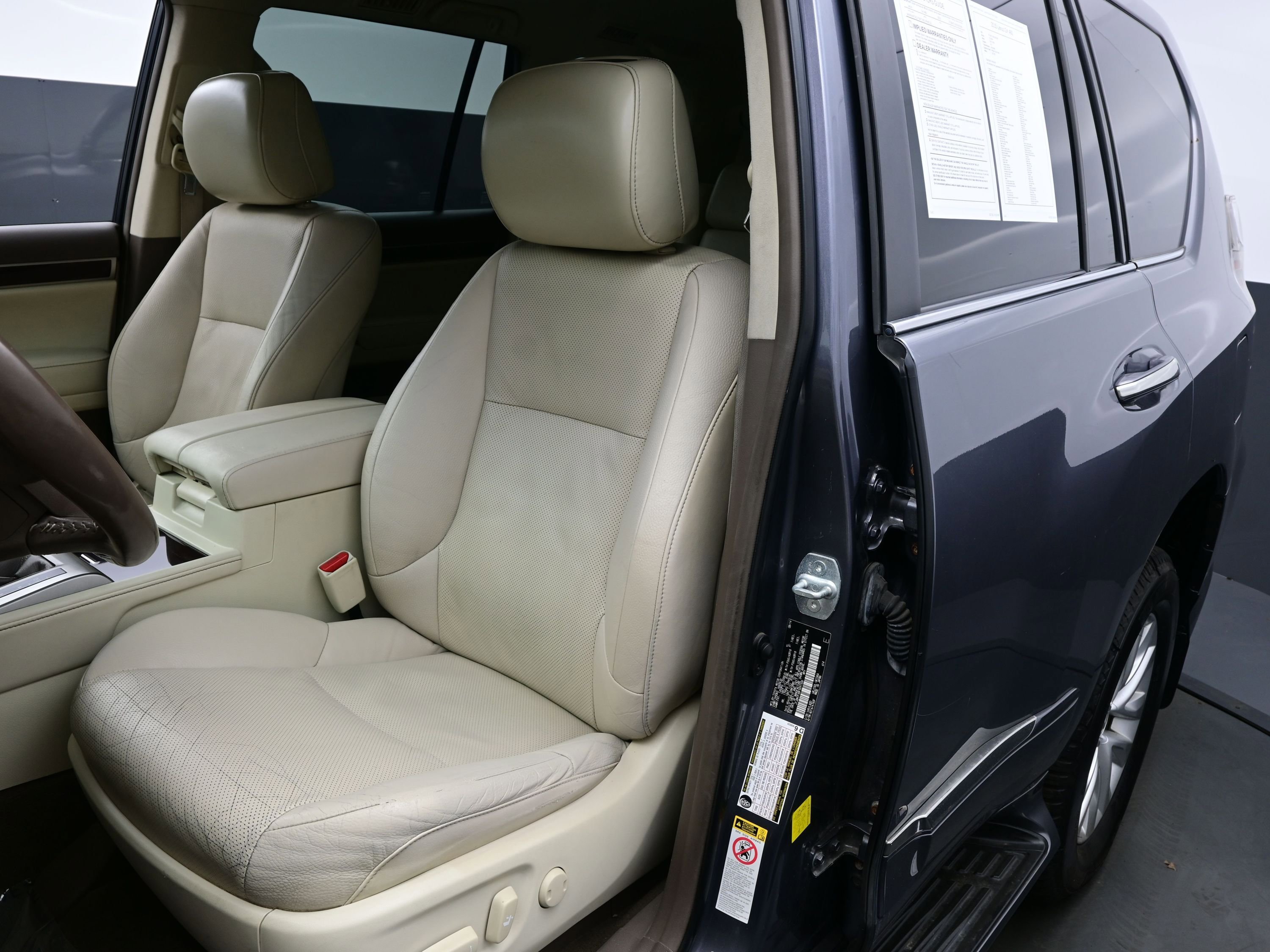 Used 2015 Lexus GX 460 w/ Premium Package image 11