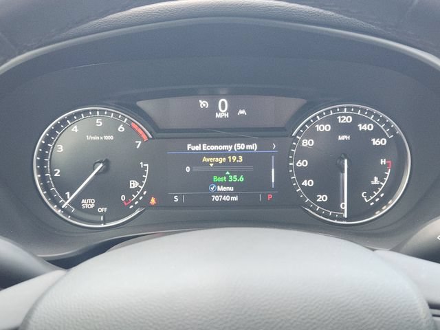 Used 2023 Cadillac XT4 Luxury w/ Cold Weather Package FWD image 7