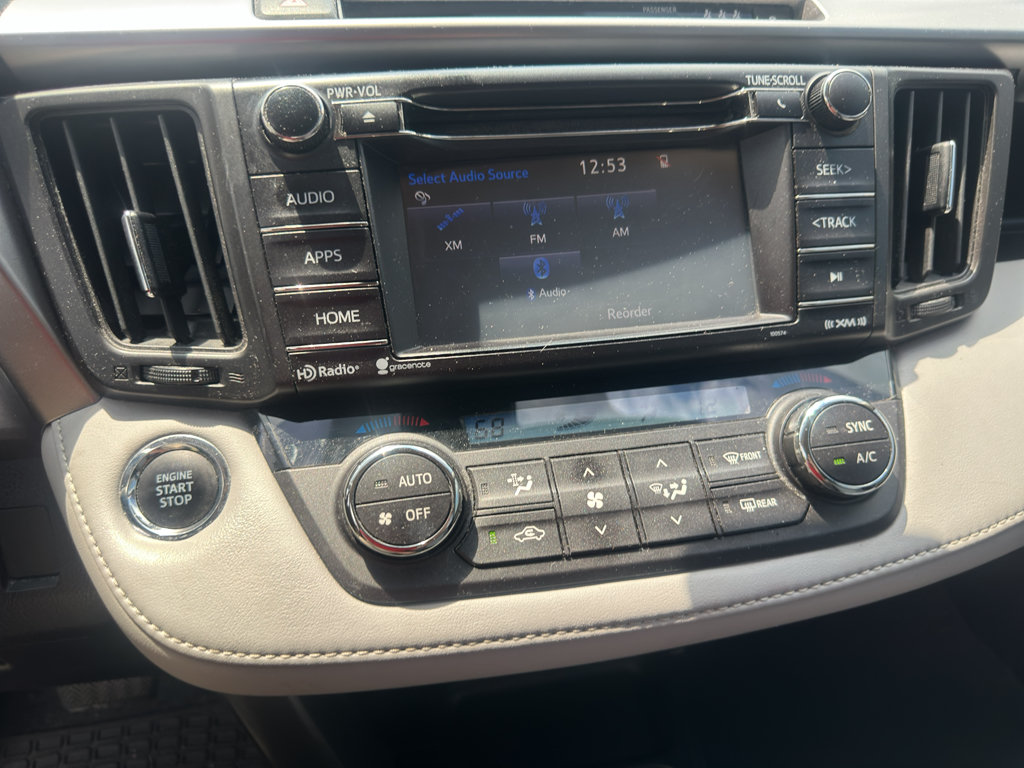Used 2018 Toyota RAV4 XLE AWD/4WD image 8