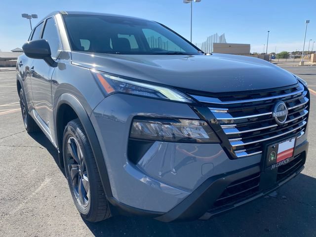 New 2026 Nissan Rogue SV image 8